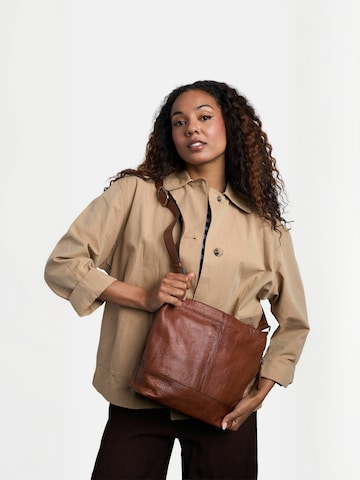 RE:DESIGNED Shopper ' Svea ' in Brown: front