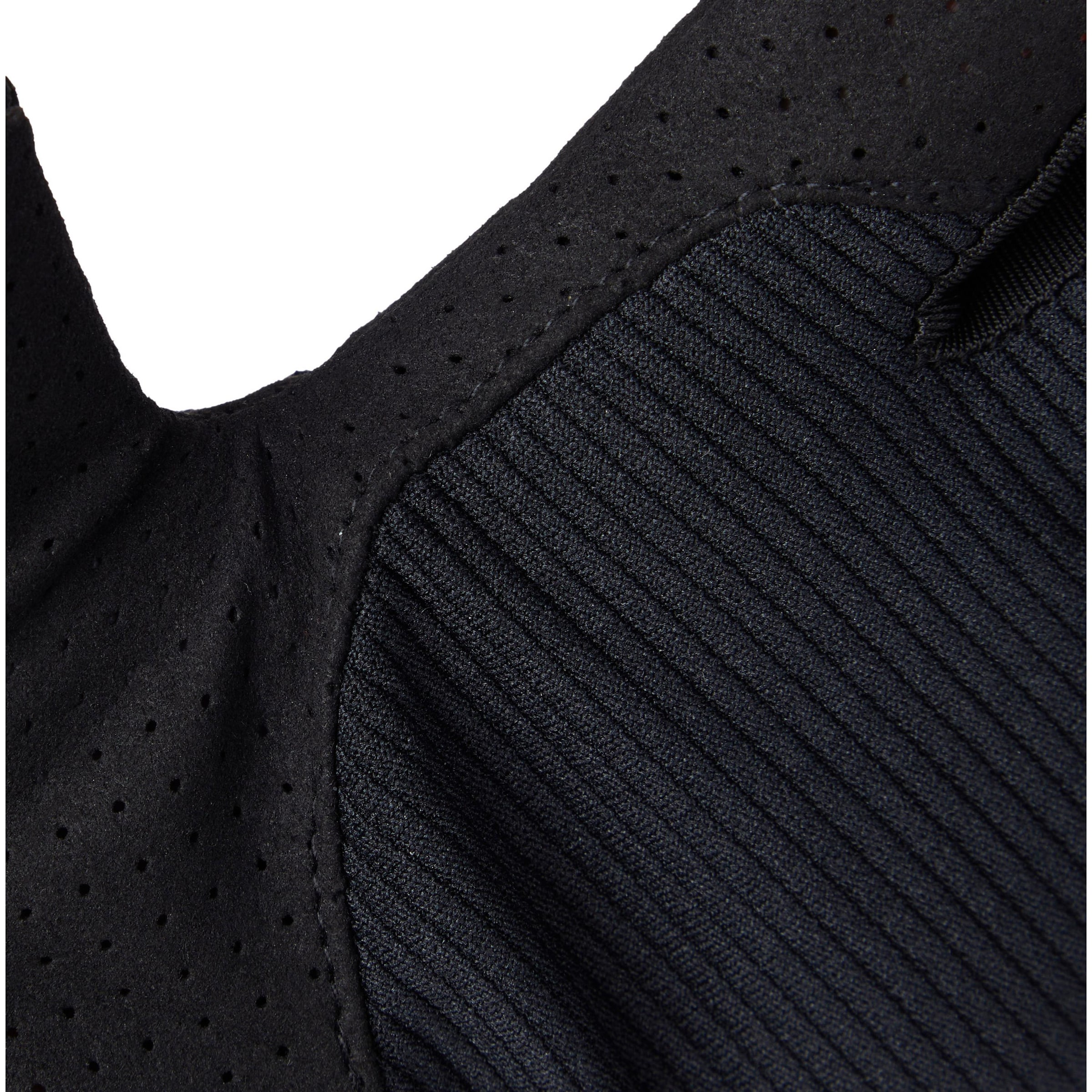 ENERGETICS Athletic Gloves in Black