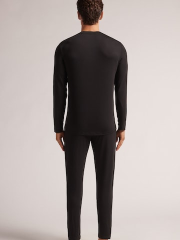 IUMAN Pyjama lang in Schwarz