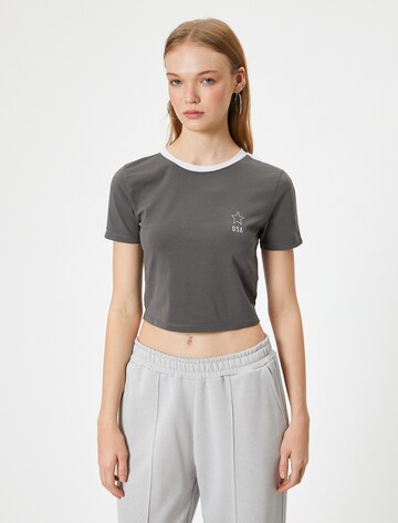 Koton T-Shirt in Grau: Vorderseite