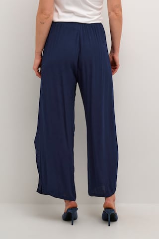 Cream Loose fit Trousers 'Allie' in Blue