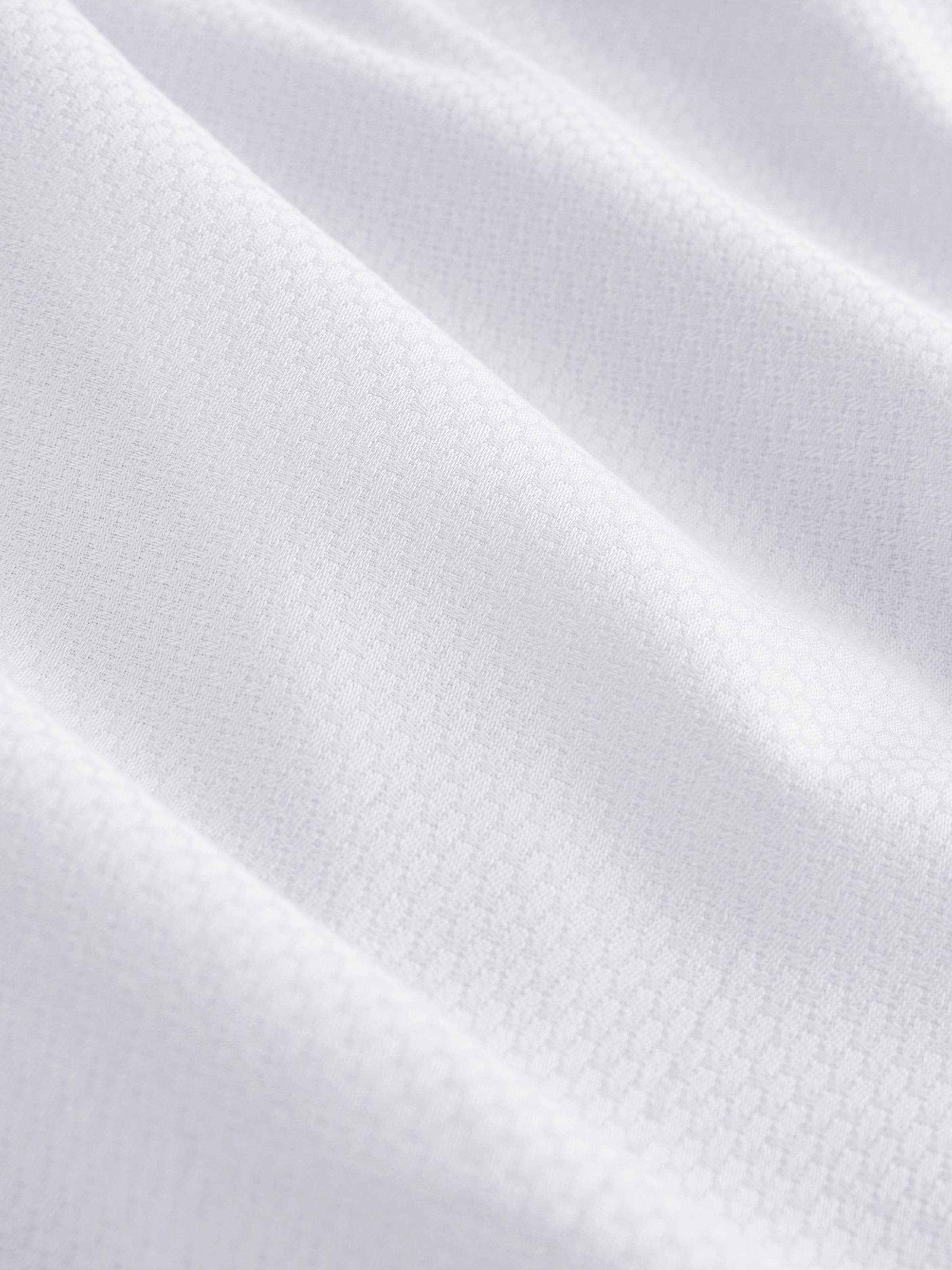 balta Next Standartinis modelis Marškiniai