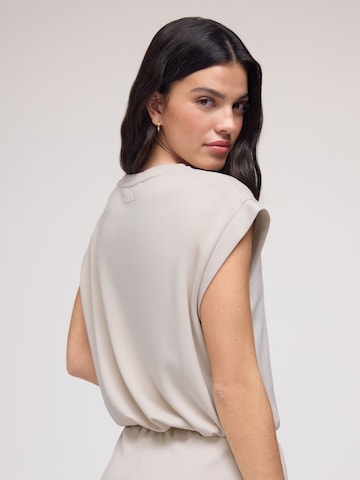 Osia Shirt in Beige