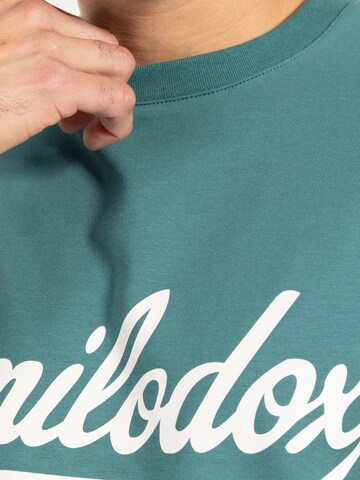 T-Shirt 'Lorik' Smilodox en vert