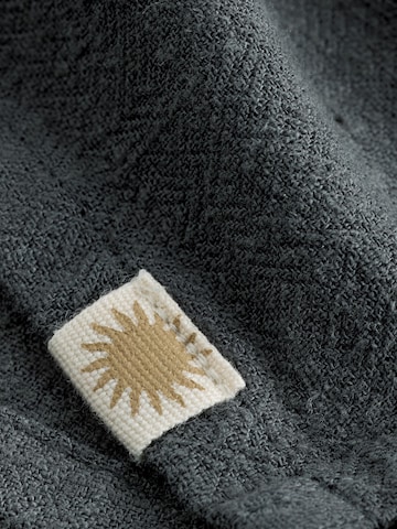 Next Средняя посадка Рубашка в Серый