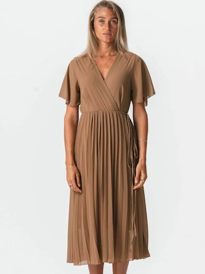 Rochie ' Lina ' pe 40 TEESHOPPEN pe nisipiu, Vizualizare produs