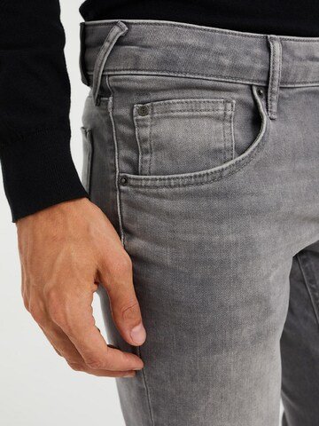 WE Fashion Slimfit Jeans in Grau