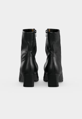 Copenhagen Studios - Botines '362' en negro