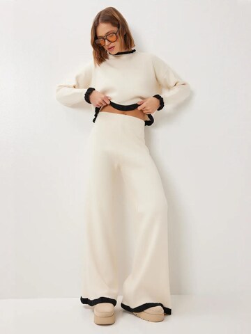 Happiness İstanbul - Calças de fato em branco