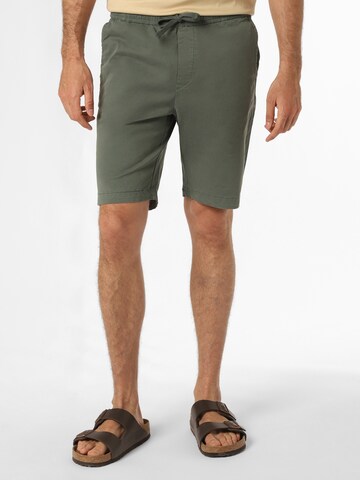 Lindbergh Chino Pants in Green: front