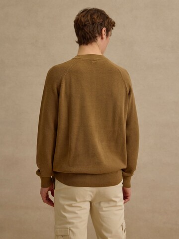 DAN FOX APPAREL Sweater 'Henning' in Brown