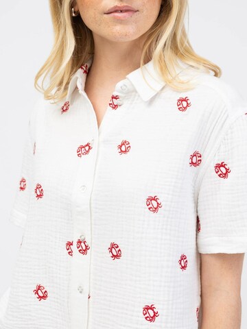 BROKE + SCHÖN Blouse in White