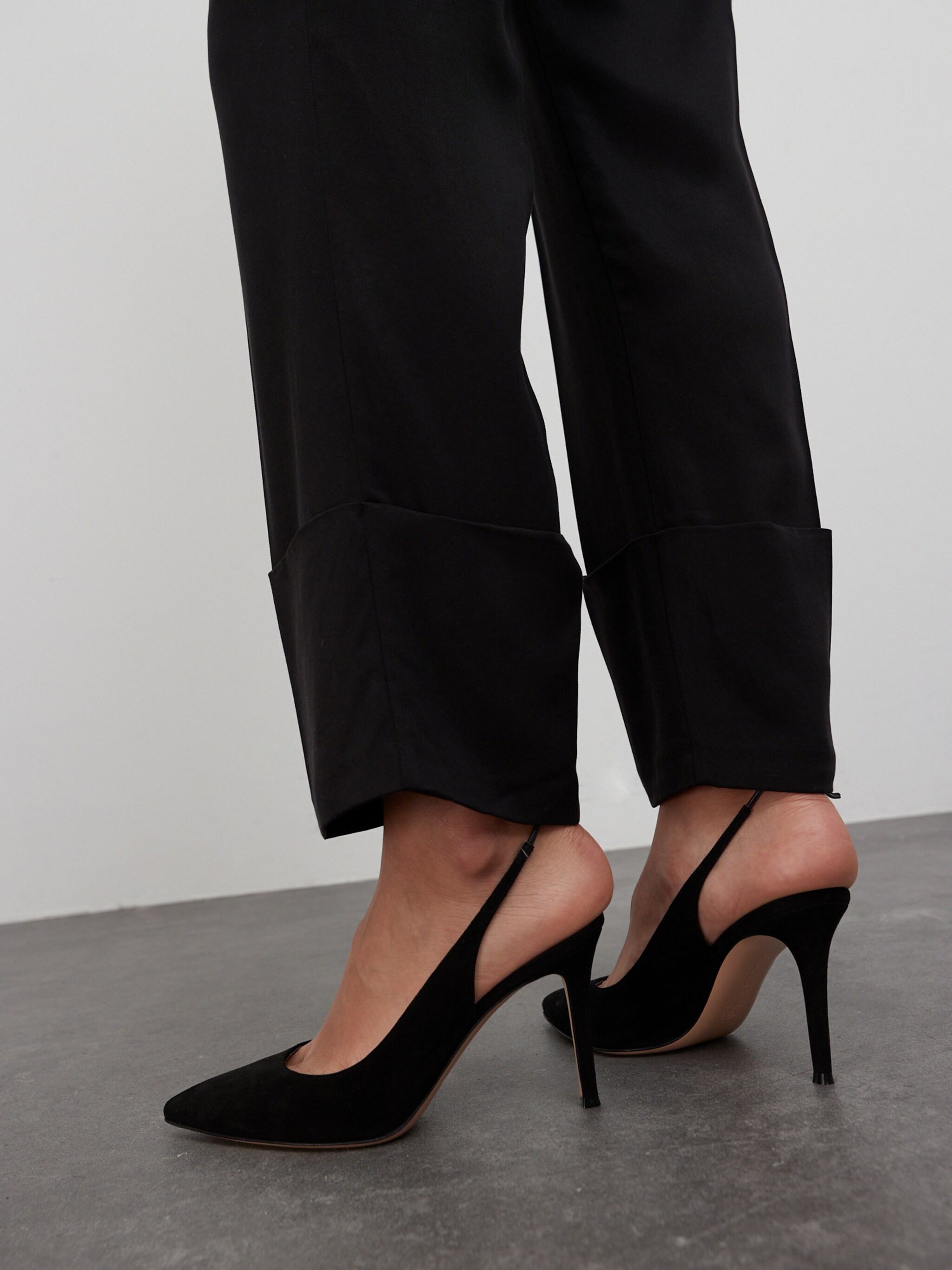 EDITED Productos Pantalón de pinzas 'Ida' negro