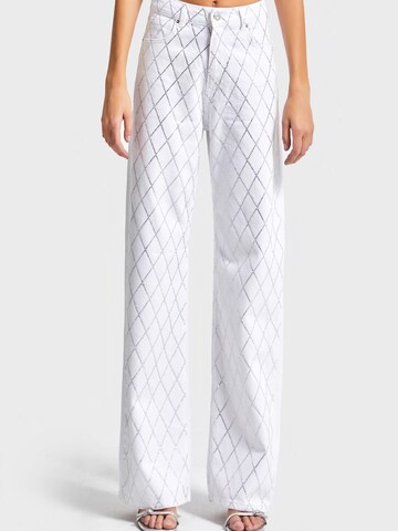 IT'S BASIC Regular Jeans 'Rhinestone Straight High Rise Jeans' in Wit