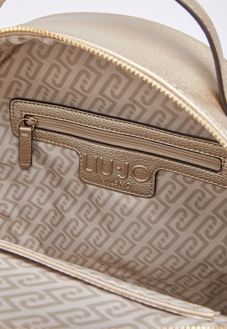 Liu JoRuksak 'Better' - zlatna boja