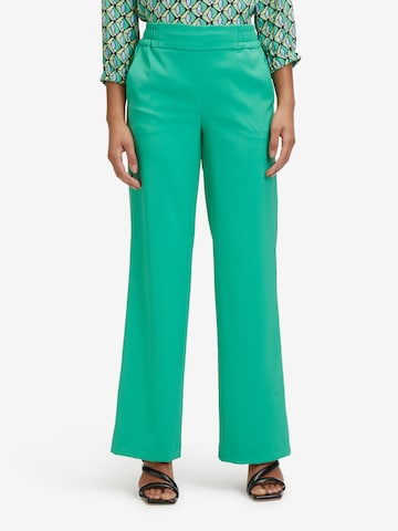 Betty Barclay Regular Pants in Green: front