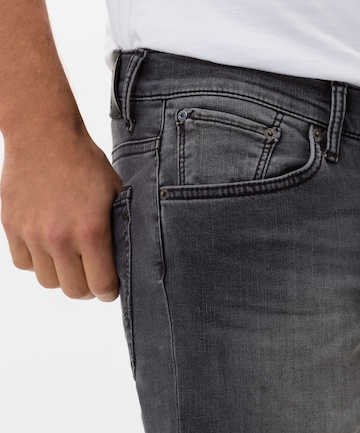 BRAX Slimfit Jeans 'Chuck' in Grau