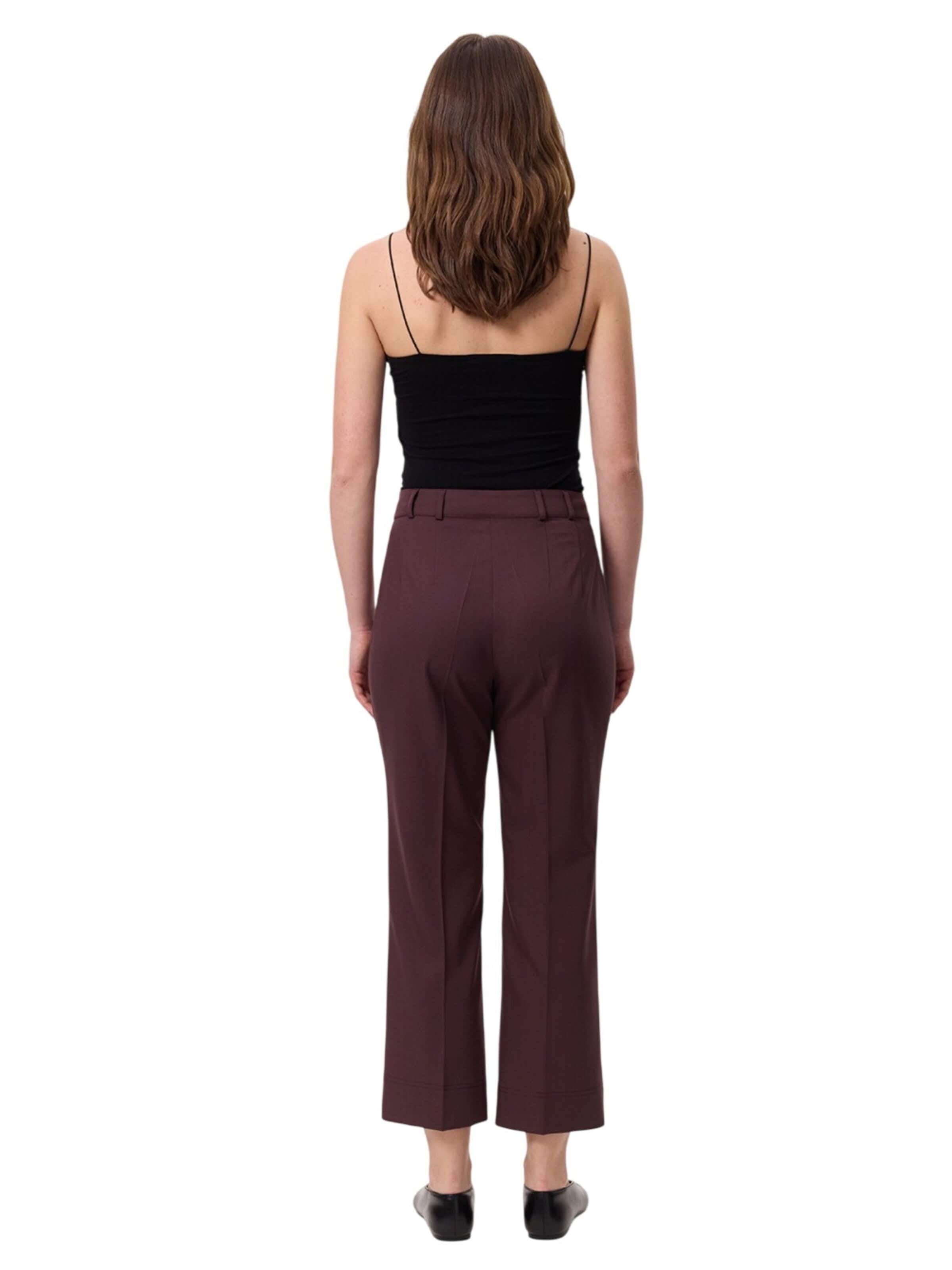 MANUKA Regular Trousers in Red