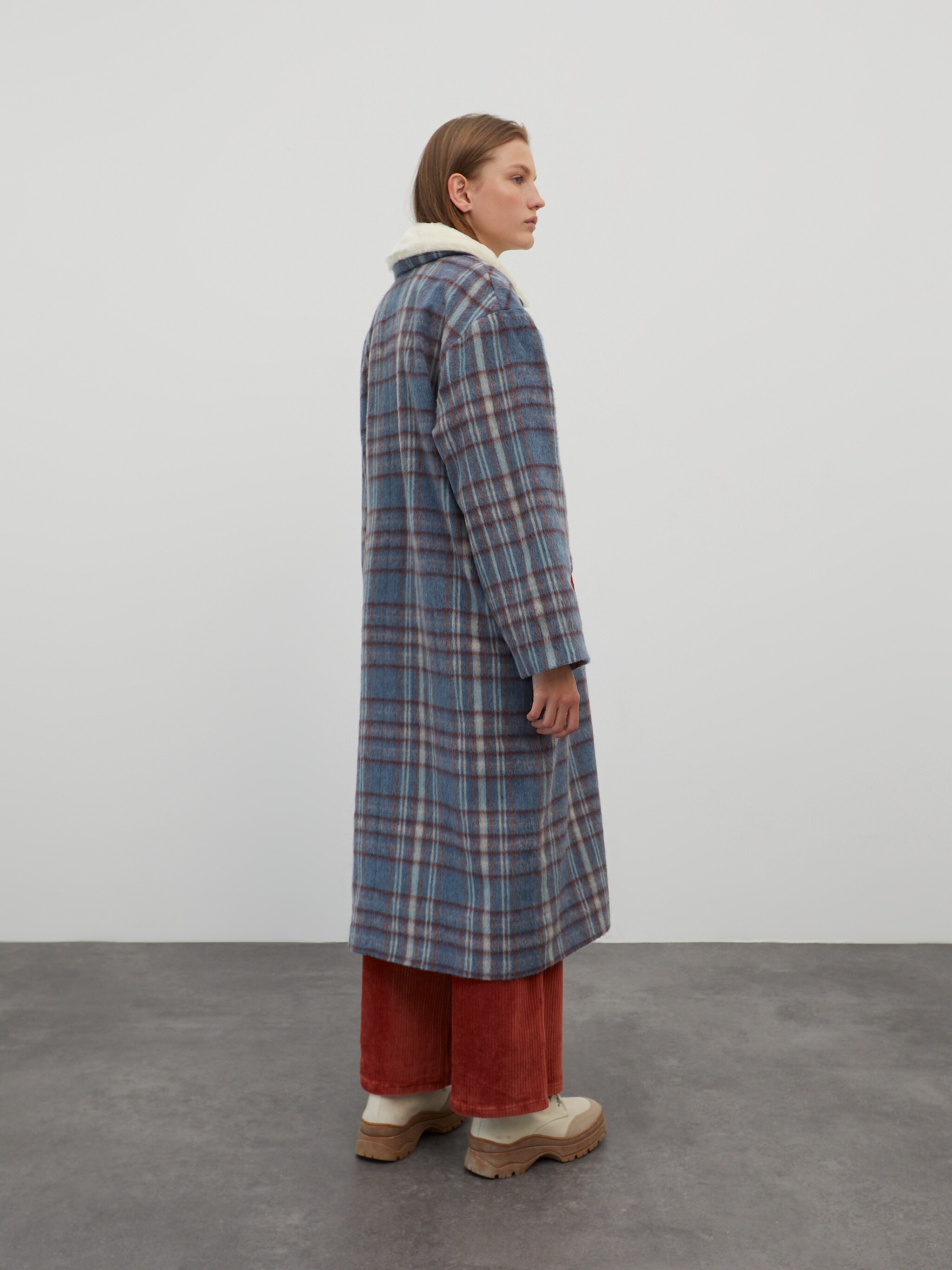 EDITED Producten Tussenmantel 'Anouk' Blauw