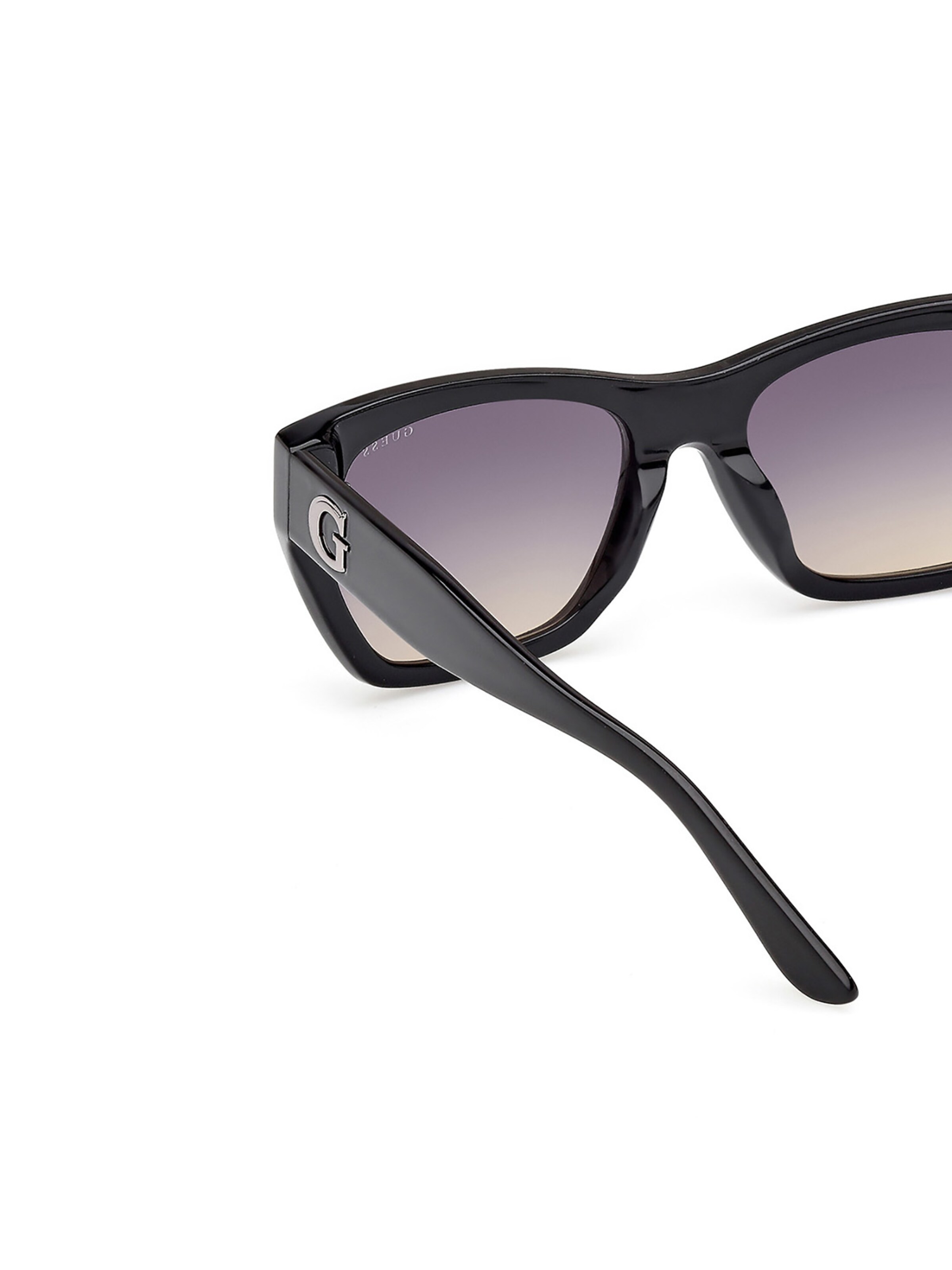 GUESS Sunglasses in Black