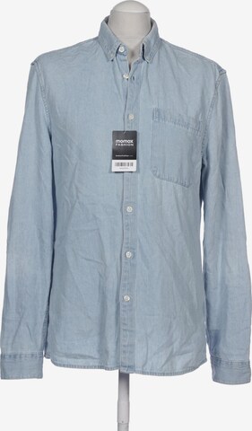 Review Button Up Shirt in M in Blue: front