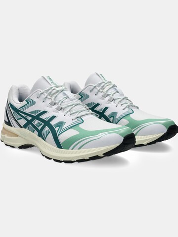 ASICS Sneakers in White