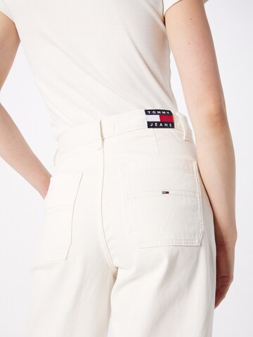 Tommy Jeans Szeroka nogawka Jeansy 'CLAIRE' w kolorze biały
