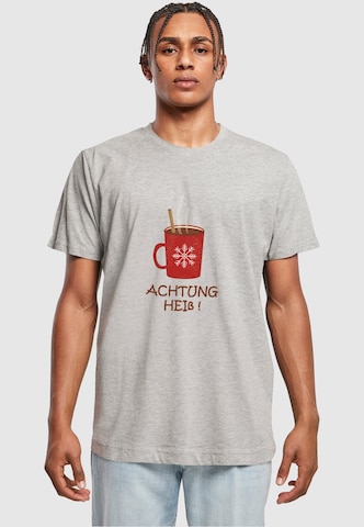 T-Shirt 'Achtung Heiss' Merchcode en gris : devant