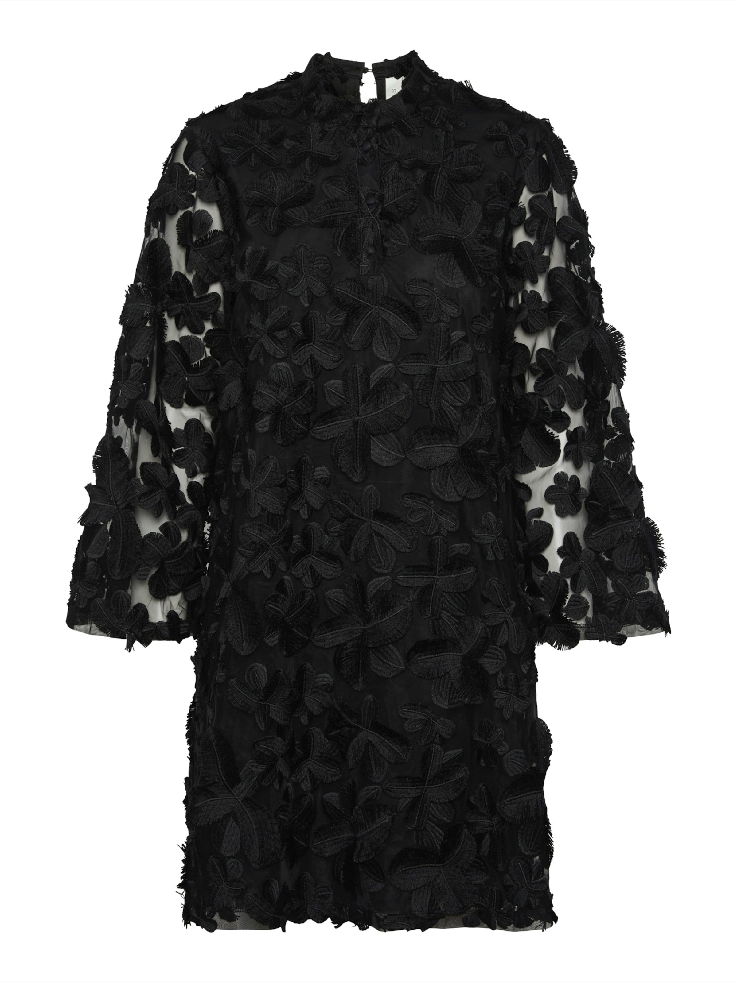 YAS Dress 'YASKARLY' in Black: front