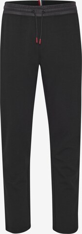 FQ1924 Regular Pants in Black: front