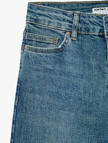 Koton Flared Jeans in Blau