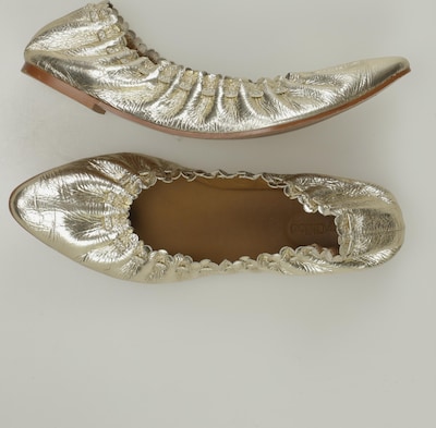 See by Chloé Flats & Loafers in 39 in Gold, Item view