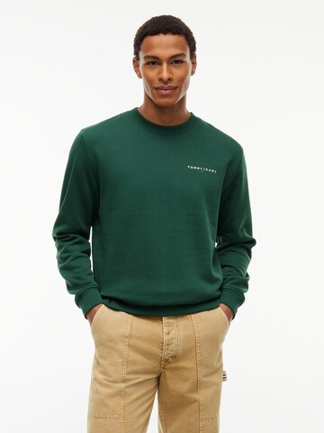 Tommy Jeans - Sweatshirt 'LINEAR' em verde: frente