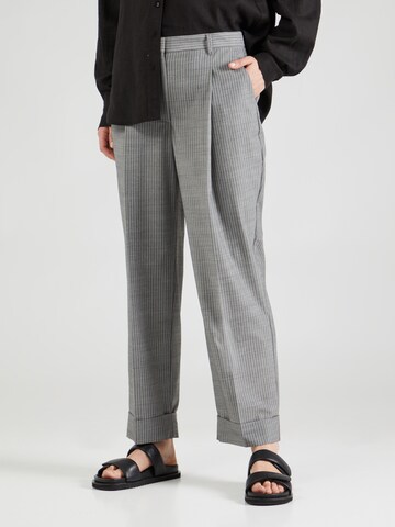 Stefanel Regular Pleat-front trousers in Grey