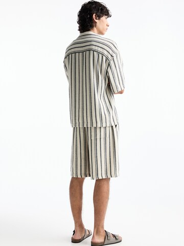Pull&Bear Loose fit Pants in White