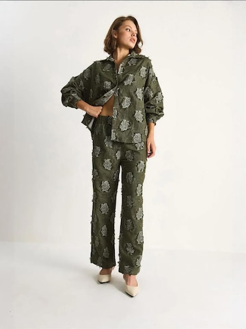 Completo pantalone di Bianco Lucci in verde