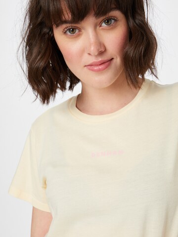 DENHAM T-shirt 'CAMELLIA' i gul