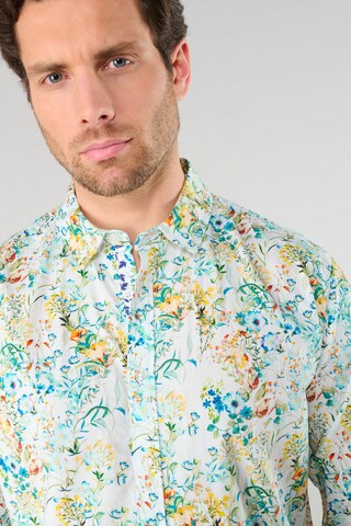 Coupe regular Chemise 'Prova' Le Temps Des Cerises en blanc