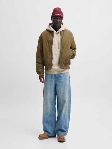 JACK & JONES Sweatshirt in Beige