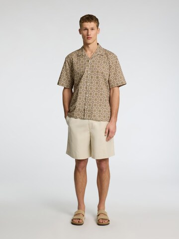 SELECTED Comfort fit Button Up Shirt in Beige