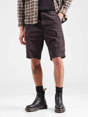 LEVI'S ® Loose fit Cargo trousers 'Carrier' in Brown: front