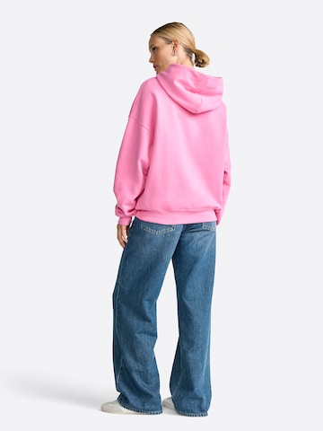 Rich & Royal Sweatshirt in Pink