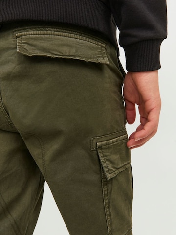 Jack & Jones Junior Regular Hose 'Tace Tucker' in Grün