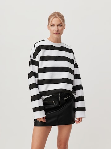 LeGer by Lena Gercke Sweatshirt 'Vanessa' i sort: forside