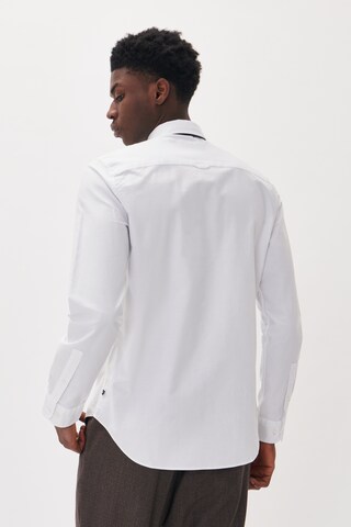 Coupe regular Chemise 'Trostol' Matinique en blanc