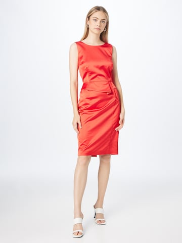 SWING Cocktail Dress in Red: front