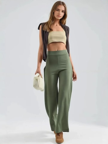 Lady Bersan Trousers 'Jogginghose' in Green