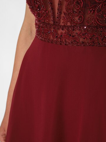 Laona Evening Dress in Red
