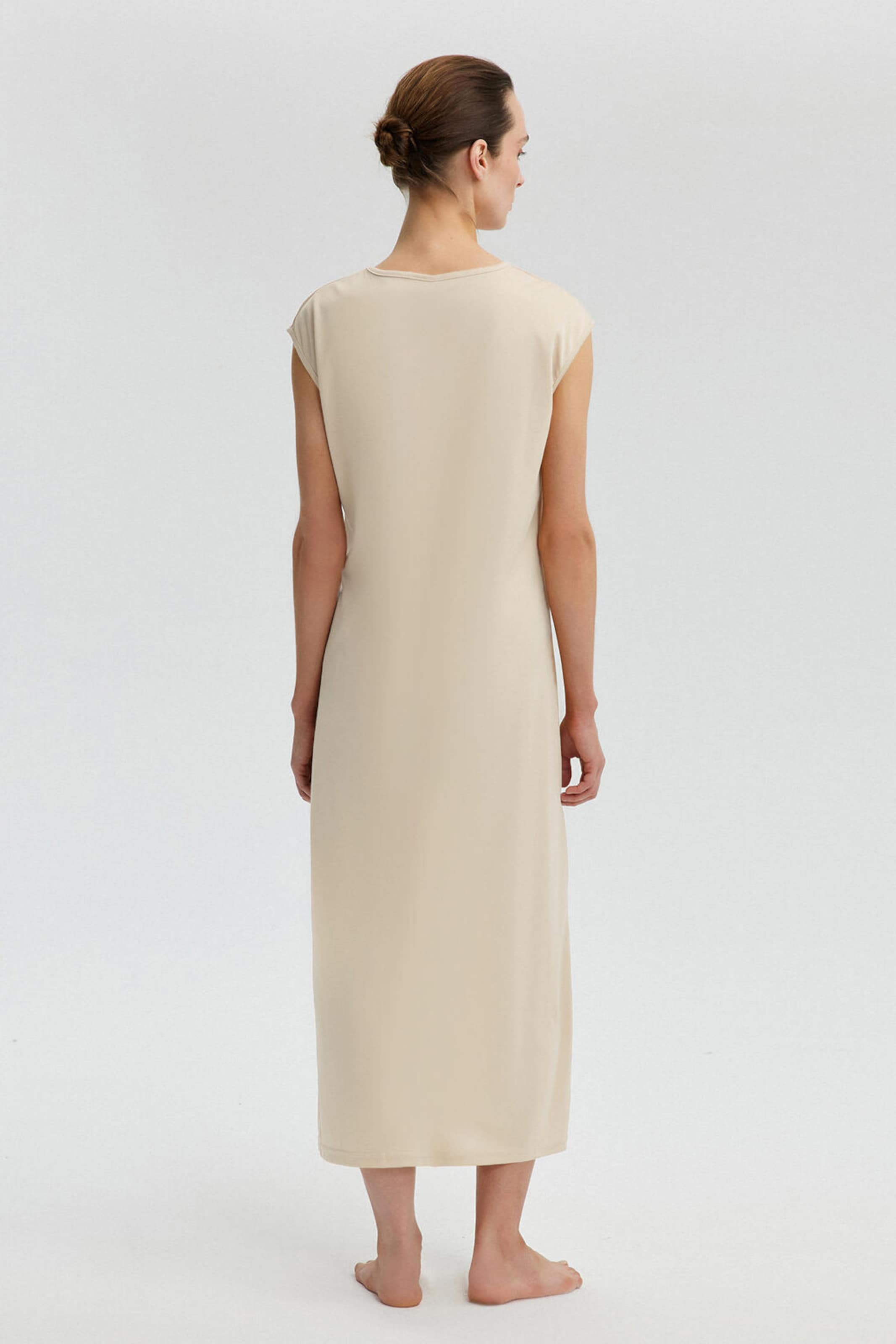 Touche Prive Jurk in Beige