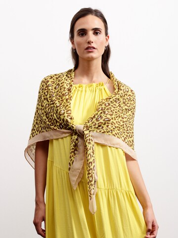 CODELLO Shawl 'Prairie Garden' in Yellow: front